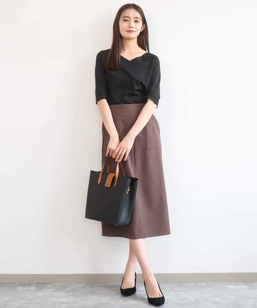 MK MICHEL KLEIN（エムケーミッシェルクラン）の「2wayネックデザインポンチカットソー/接触冷感/UVカット/洗える（Tシャツ/カットソー・レディース・ベージュ/ブラック・38）」の16枚目の写真