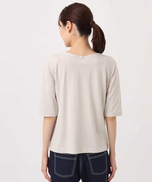MK MICHEL KLEIN（エムケーミッシェルクラン）の「2wayネックデザインポンチカットソー/接触冷感/UVカット/洗える（Tシャツ/カットソー・レディース・ベージュ/ブラック・38）」の15枚目の写真