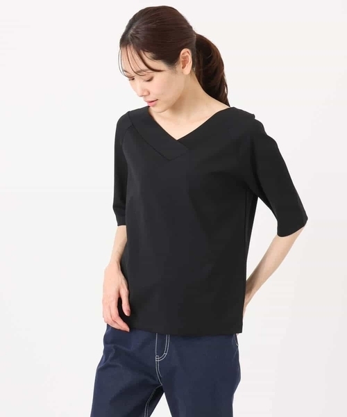 MK MICHEL KLEIN（エムケーミッシェルクラン）の「2wayネックデザインポンチカットソー/接触冷感/UVカット/洗える（Tシャツ/カットソー・レディース・ベージュ/ブラック・38）」の9枚目の写真