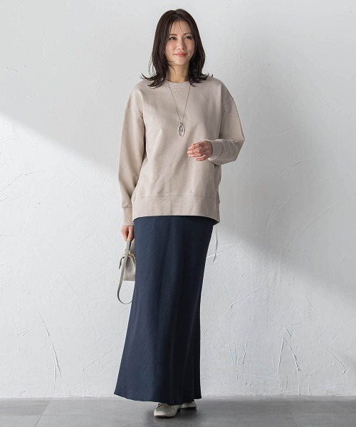 LAUTREAMONT(ロートレアモン)の「【WEB限定】バックプレートカットソー(Tシャツ/カットソー・レディース・チャコールグレー/ブルー/アイボリー/ベージュ・9号/11号)」の4枚目の写真