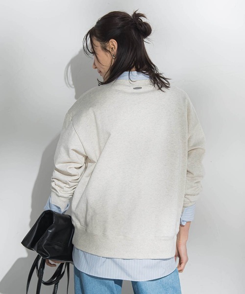 LAUTREAMONT(ロートレアモン)の「【WEB限定】バックプレートカットソー(Tシャツ/カットソー・レディース・チャコールグレー/ブルー/アイボリー/ベージュ・9号/11号)」の2枚目の写真