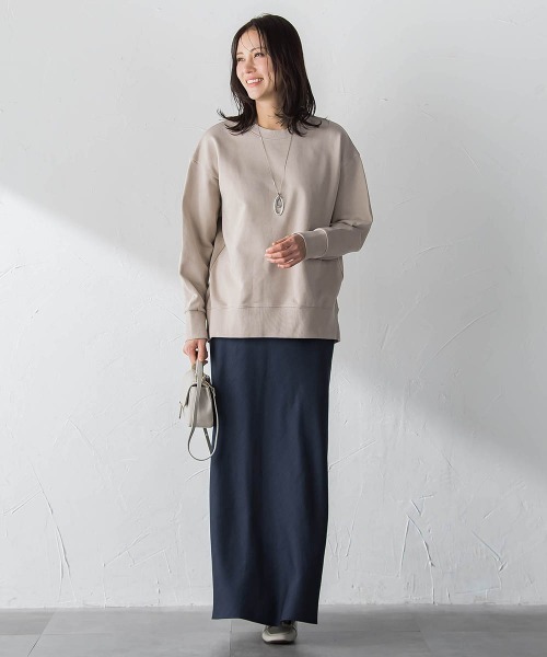 LAUTREAMONT(ロートレアモン)の「【WEB限定】バックプレートカットソー(Tシャツ/カットソー・レディース・チャコールグレー/ブルー/アイボリー/ベージュ・9号/11号)」の6枚目の写真
