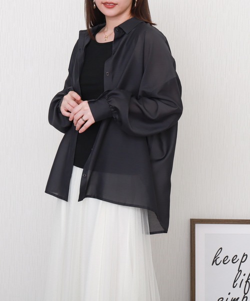 libelle more(リベル モア)の「タンクセットオーバーサイズ長袖シアーシャツ(シャツ/ブラウス・レディース・オフホワイト/サックスブルー/スモークピンク/ネイビー/ベージュ・M/L)」の15枚目の写真