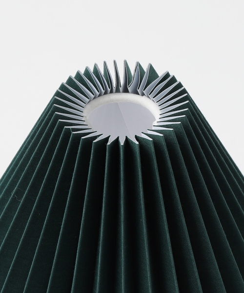 journal standard Furniture (ジャーナルスタンダードファニチャー)の「WAVY TABLE LAMP COLOR ウェービー テーブル ランプ(照明・レディース・グリーン・FREE)」の12枚目の写真