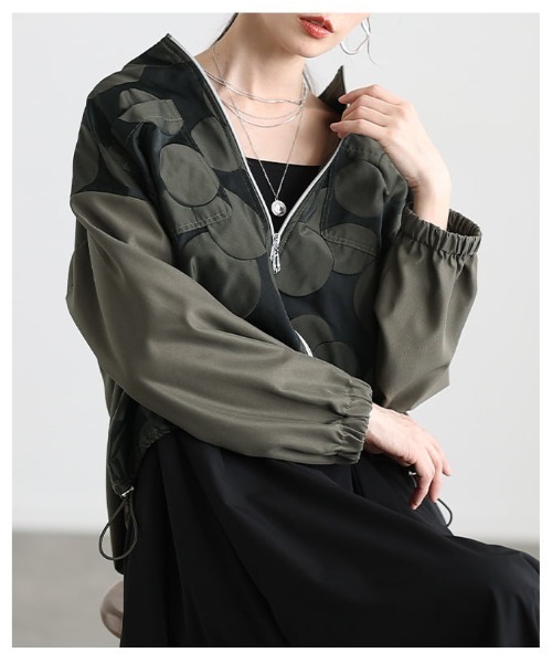 Sawa a la mode(サワアラモード)の「ドットショートブルゾン(ブルゾン・レディース・カーキ・FREE)」の15枚目の写真