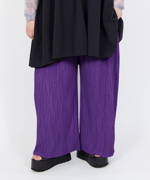 PUNYUS(プニュズ)の「セルフカットプリーツパンツ(その他パンツ・レディース・ダークグリーン/ブラック/パープル/スミクロ/オレンジ系その他・2/1/5/4/3)」の4枚目の写真
