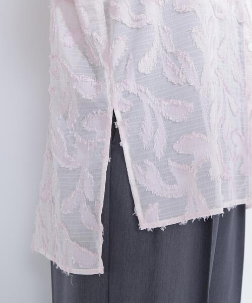 NATURAL BEAUTY BASIC（ナチュラルビューティーベーシック）の「カットジャガードシアーシャツ（シャツ/ブラウス・レディース・ピンク/オフホワイト/ブラック・ﾌﾘ-）」の11枚目の写真