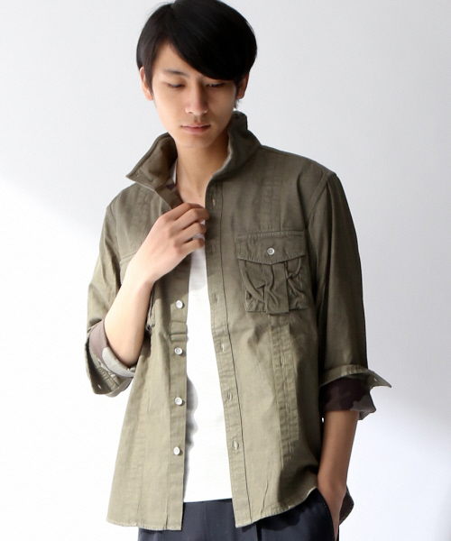 ABAHOUSE（アバハウス）の「ツイルシャンブレースタンドシャツ（シャツ/ブラウス・メンズ・カーキ/ベージュ/ネイビー・2/4/3）」の3枚目の写真