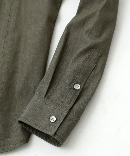 ABAHOUSE（アバハウス）の「ツイルシャンブレースタンドシャツ（シャツ/ブラウス・メンズ・カーキ/ベージュ/ネイビー・2/4/3）」の4枚目の写真