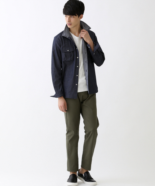 ABAHOUSE（アバハウス）の「ツイルシャンブレースタンドシャツ（シャツ/ブラウス・メンズ・カーキ/ベージュ/ネイビー・2/4/3）」の8枚目の写真