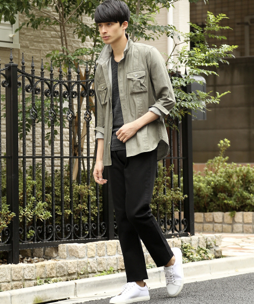 ABAHOUSE（アバハウス）の「ツイルシャンブレースタンドシャツ（シャツ/ブラウス・メンズ・カーキ/ベージュ/ネイビー・2/4/3）」の9枚目の写真