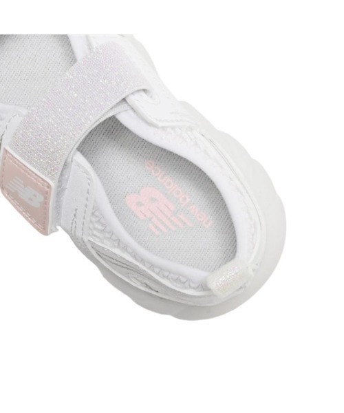 NEW BALANCE(ニューバランス)の「NEW BALANCE ニューバランス 14-16 I230 1PE(W) I230 I230 1PE WHITE/PINK(1PE)(サンダル・キッズ・ホワイト・16/15 /14)」の6枚目の写真