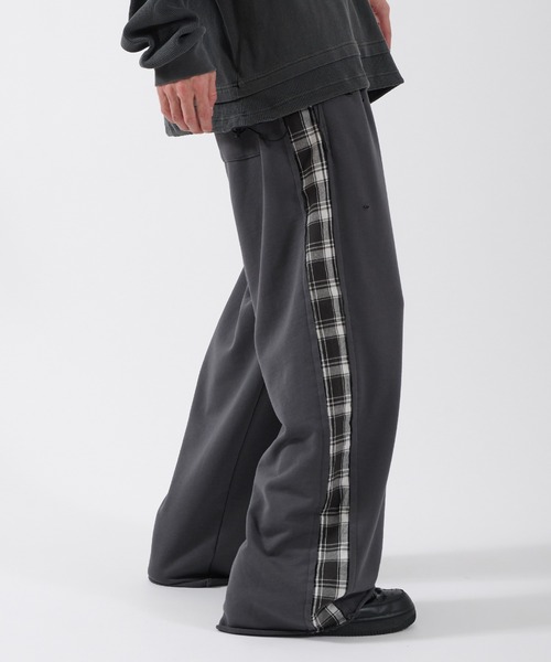 Perushu(ペルーシュ)の「SIDE CHECKLINE WIDE SWEAT PANTS/サイドチェックラインワイドスウェットパンツ(スウェットパンツ・メンズ・モスグリーン/ボルドー/ブルーグレー・MEDIUM/LARGE)」の9枚目の写真