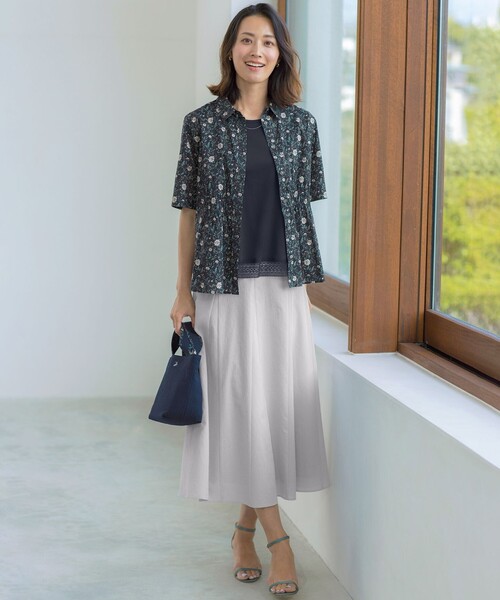 J.PRESS Ladies(J.プレス レディス)の「【WEB限定カラーあり】アキハ BREEZE COOL フレア スカート(スカート・レディース・ライトグレー系/ブラウン系/グレー系・S/XS)」の5枚目の写真