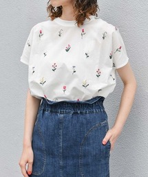 Bleu Bleuet（ブルーブルーエ）の「プチフラワー刺繍Tシャツ（Tシャツ/カットソー）」