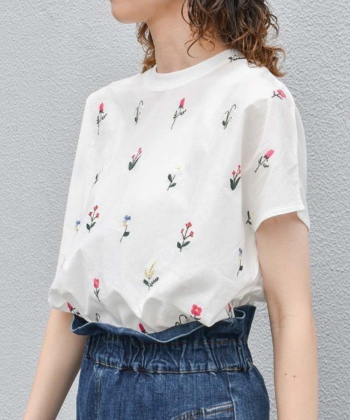 Bleu Bleuet(ブルーブルーエ)の「プチフラワー刺繍Tシャツ(Tシャツ/カットソー・レディース・チャコール/ホワイト・FREE)」の15枚目の写真