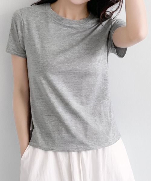 LOWO(ロワ)の「【シルクタッチ / 伸縮性】吸湿性に優れたリヨセル素材。ベーシックTシャツ(M・L)(Tシャツ/カットソー・レディース・イエロー/ピンク/グレー/ホワイト/ブラック/ブラウン/ブルー・L/M)」の3枚目の写真