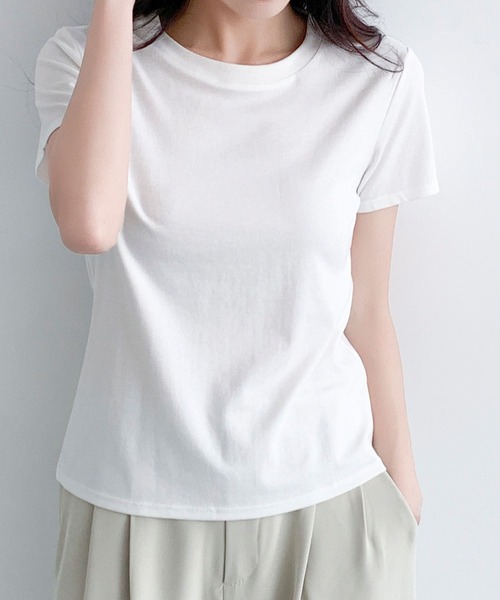 LOWO(ロワ)の「【シルクタッチ / 伸縮性】吸湿性に優れたリヨセル素材。ベーシックTシャツ(M・L)(Tシャツ/カットソー・レディース・イエロー/ピンク/グレー/ホワイト/ブラック/ブラウン/ブルー・L/M)」の1枚目の写真