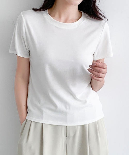 LOWO(ロワ)の「【シルクタッチ / 伸縮性】吸湿性に優れたリヨセル素材。ベーシックTシャツ(M・L)(Tシャツ/カットソー・レディース・イエロー/ピンク/グレー/ホワイト/ブラック/ブラウン/ブルー・L/M)」の10枚目の写真