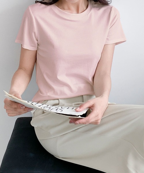 LOWO(ロワ)の「【シルクタッチ / 伸縮性】吸湿性に優れたリヨセル素材。ベーシックTシャツ(M・L)(Tシャツ/カットソー・レディース・イエロー/ピンク/グレー/ホワイト/ブラック/ブラウン/ブルー・L/M)」の21枚目の写真