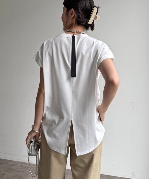 DouDou（ドゥドゥ）の「【WEB限定】バックジップフォトロゴTEE（Tシャツ/カットソー・レディース・ダークグレー/グレー/オフホワイト・FREE）」の18枚目の写真