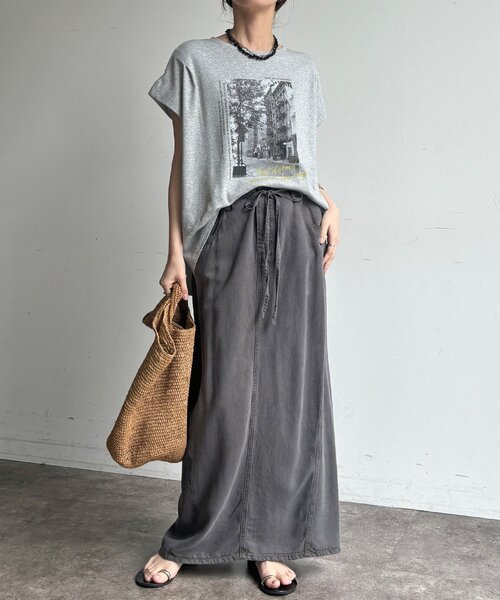 DouDou（ドゥドゥ）の「【WEB限定】バックジップフォトロゴTEE（Tシャツ/カットソー・レディース・ダークグレー/グレー/オフホワイト・FREE）」の22枚目の写真