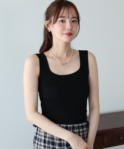 BLUEEAST(ブルーイースト)の「スクエアネックタンクトップ(タンクトップ・レディース・ホワイト/ブルー/ブラック/ピンク・MEDIUM)」の3枚目の写真