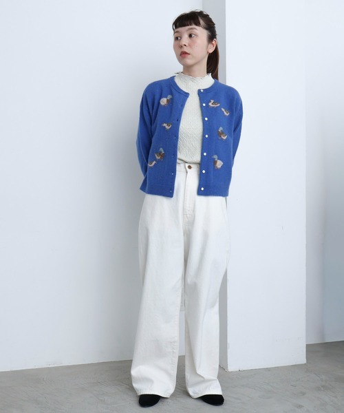 l'atelier du savon(アトリエドサボン)の「川辺をおよぐカモのジャカードカーディガン(カーディガン/ボレロ・レディース・イエロー/グレー/ブルー・FREE)」の6枚目の写真