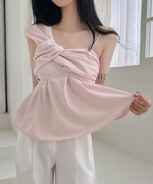 Girly Doll(ガーリードール)の「アシメツイストペプラムキャミソール(キャミソール・レディース・ピンク/ホワイト/キャメル/ブラック・FREE)」の18枚目の写真
