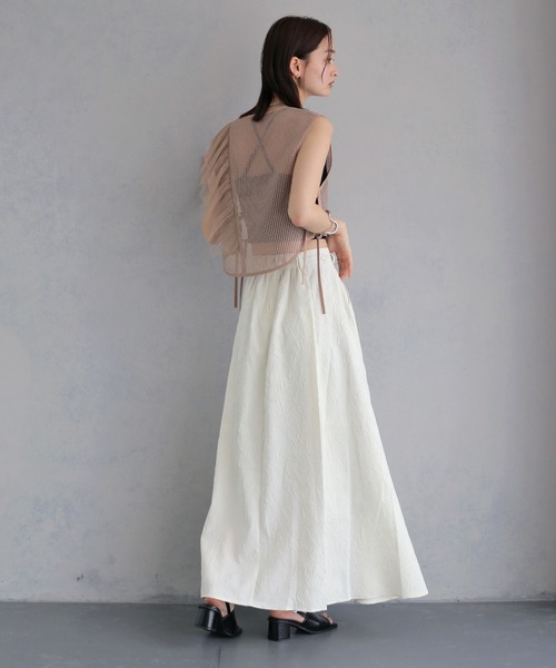 &g'aime（アンジェム）の「【&ｇ'aime 】シワ加工フレアスカート　Crinkle Flared Skirt（スカート・レディース・アイボリー/ブラック・FREE）」の14枚目の写真