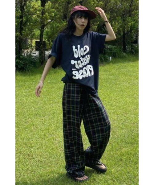 URBANAGE(アーバンエイジ)の「Cold Water Plz オーバー半袖_ネイビー(Tシャツ/カットソー・レディース・その他・MEDIUM/LARGE)」の13枚目の写真