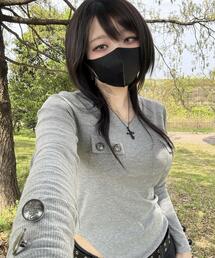 gibous（ギボス）の「gibous/ギボス/button v neck tops（Tシャツ/カットソー）」