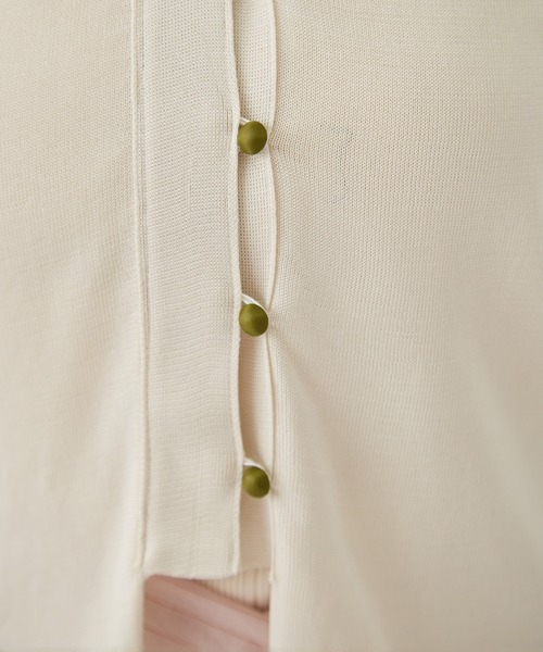 TAN（タン）の「[TAN/タン]EX. MULTI BUTTON KINT BLOUSE（ニット/セーター・レディース・レッド/ネイビー/アイボリー・FREE）」の10枚目の写真