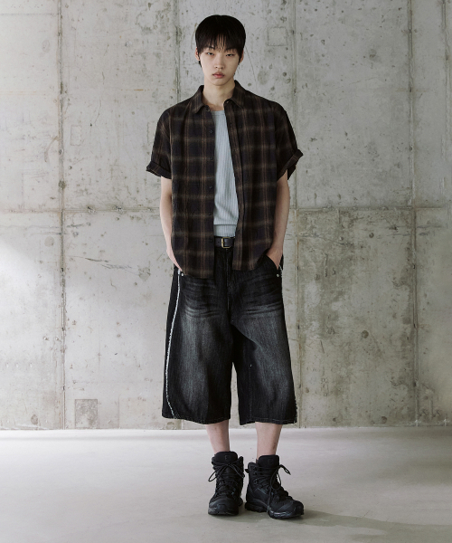 P.IN.O(ピインオ)の「ヴィンテージクリースチェックシャツ - ブラック(シャツ/ブラウス・メンズ・その他・MEDIUM/LARGE)」の4枚目の写真
