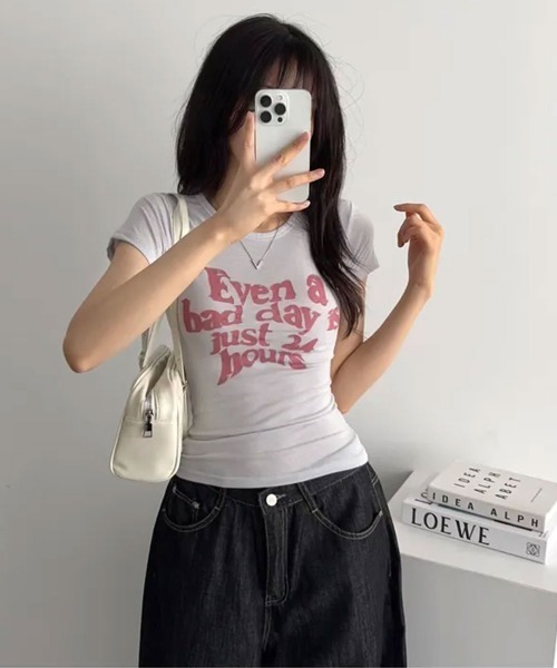 Emilie(エミリー)の「フロントロゴ 半袖Tシャツ(Tシャツ/カットソー・レディース・グレー/カーキ/ブラック・FREE)」の8枚目の写真