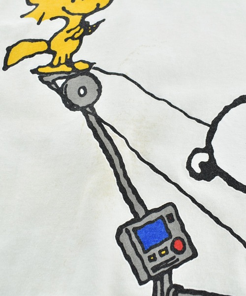 Vintage PEANUTS(ビンテージピーナッツ)の「【USED】90’s Peanuts “Snoopy & Woodstock” キャラクター Tシャツ(Tシャツ/カットソー・メンズ・ホワイト・LARGE)」の4枚目の写真