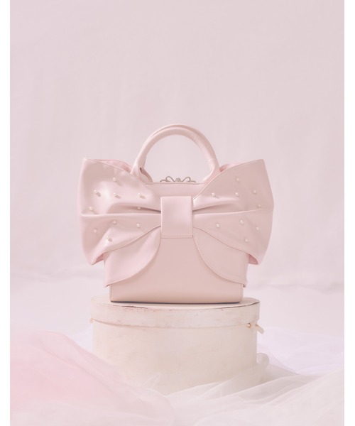 mellfy memory(メルフィーメモリー)の「Mellfy pearl ribbon kiss-lock bag(ハンドバッグ・レディース・ピンク/ベビーピンク・FREE)」の2枚目の写真