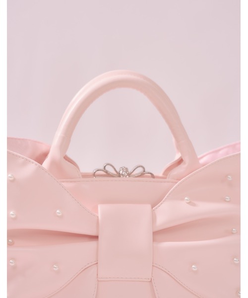 mellfy memory(メルフィーメモリー)の「Mellfy pearl ribbon kiss-lock bag(ハンドバッグ・レディース・ピンク/ベビーピンク・FREE)」の7枚目の写真