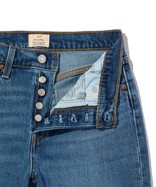 Levi's(リーバイス)の「Levi's/リーバイス 501(R) ORIGINAL ジーンズ FOR WOMEN ミディアムインディゴ(デニムパンツ・レディース・インディゴブルー・27inch/26inch/25inch/24inch/28inch/23inch)」の9枚目の写真