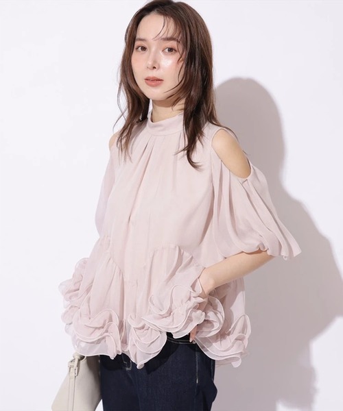 Mystrada(マイストラーダ)の「裾フリルブラウス(シャツ/ブラウス・レディース・ピンク/オフホワイト/ブラウン・38/36)」の6枚目の写真