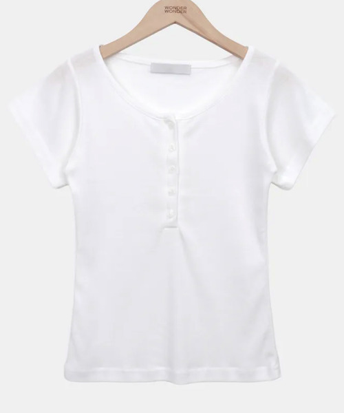 VIVID LADY（ビビッドレディー）の「ヘンリーネック 半袖Tシャツ（Tシャツ/カットソー・レディース・チャコールグレー/グレー/パープル/アイボリー/ネイビー/ブラック・FREE）」の11枚目の写真