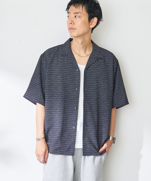 B.C STOCK(ベーセーストック)の「Assort Print S/Sシャツ(シャツ/ブラウス・メンズ・ブラック/ホワイト・LARGE/MEDIUM)」の15枚目の写真