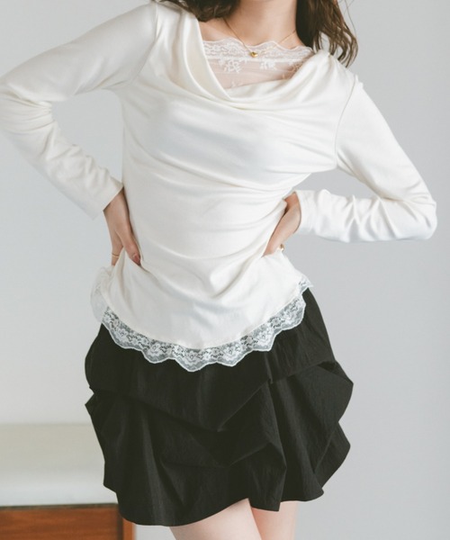 VANNIE U(ヴァニーユー)の「レースレイヤードドレープカットソー(Tシャツ/カットソー・レディース・アイボリー/ブラック・FREE)」の1枚目の写真