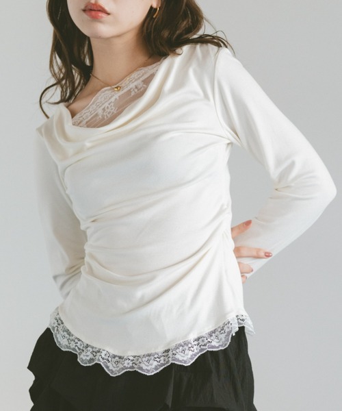 VANNIE U(ヴァニーユー)の「レースレイヤードドレープカットソー(Tシャツ/カットソー・レディース・アイボリー/ブラック・FREE)」の4枚目の写真
