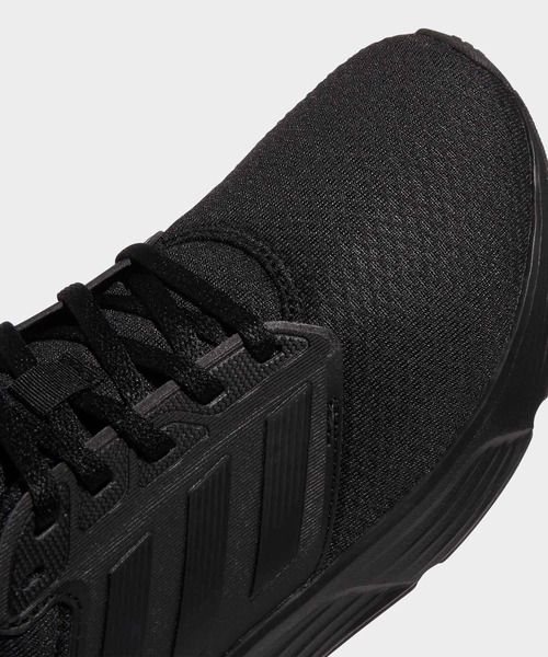 adidas(アディダス)の「GLX 6 / ランニングシューズ / アディダス adidas(スニーカー・レディース・ブラック×ブラック・22.0cm/22.5cm/23.0cm/23.5cm/24.0cm/24.5cm/25.0cm/25.5cm/26.0cm)」の7枚目の写真