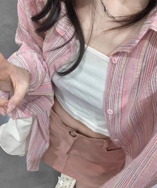 LUCPY(ラクピー)の「ストライプオーバーサイズシアーシャツ(シャツ/ブラウス・レディース・ピンク・MEDIUM/X-LARGE/LARGE)」の4枚目の写真