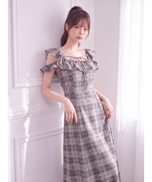 Suyunn（スユン）の「リボン付きチェック柄ラメリボンマーメイドワンピース（ワンピース・レディース・グレー/ブラウン・M）」の17枚目の写真