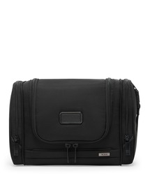 TUMI（トゥミ）の「TUMI ALPHA（アルファ） ハンギング・トラベル・キット（ポーチ）」