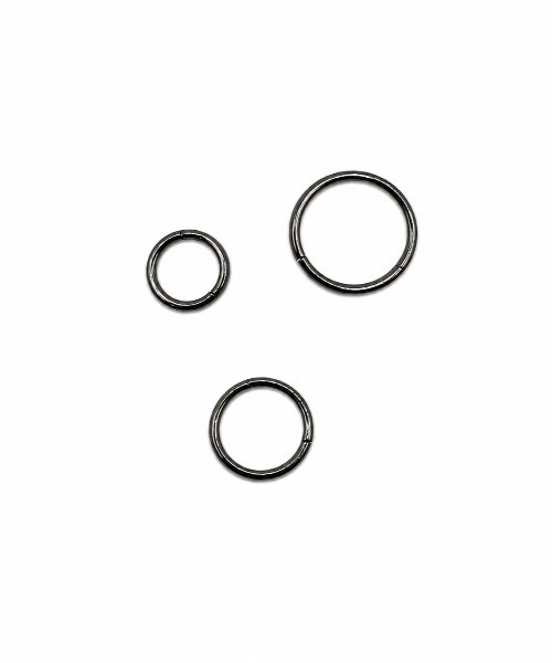 Chick(チック)の「MORPH モルフ セグメントクリッカー ボディーピアス 18ゲージ 6mm -12mm(ピアス(片耳用)・メンズ・ブラック・12/10/8/6)」の5枚目の写真
