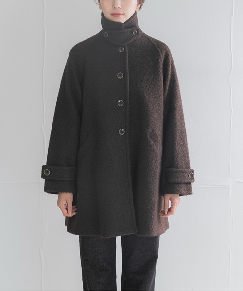 URBAN RESEARCH ROSSO WOMEN（アーバンリサーチ　ロッソ）の「ブークレステンカラーミドルコート（ステンカラーコート・レディース・ブラック/ブラウン・FREE）」の19枚目の写真